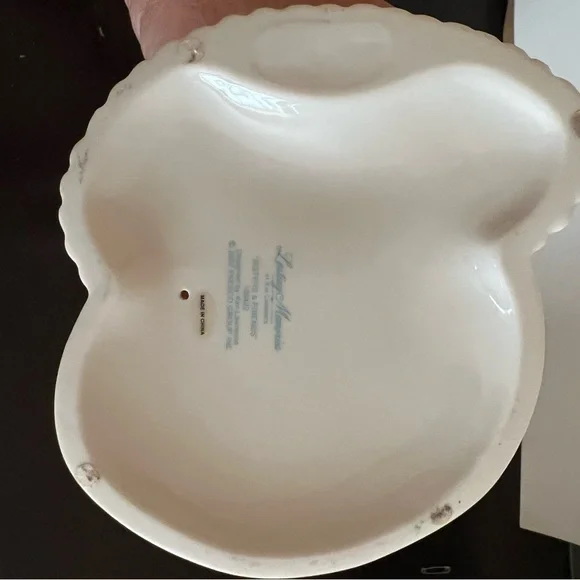 Porcelain  Statue Lasting Memories Sisters & Friends by Kim Lawrence for Enesco! - Picture 5 of 5